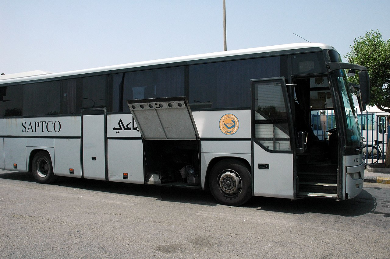 Un autobús de la empresa SAPTCO de Arabia Saudita [CC Foto: Jpatokal/ wikivoyage]