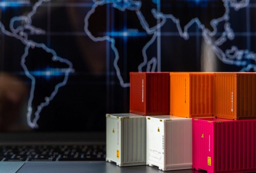 Juanfe Serrano Ponce - ¡Entérate! 5 beneficios de la tecnología para el comercio exterior - FOTO
