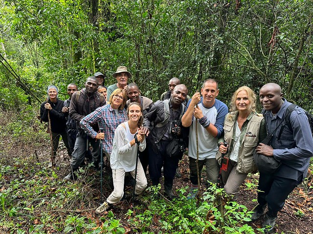 Equipo del Trekking de gorilas de Uganda (Octubre 2023)