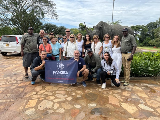Miembros del viaje de autor a Uganda