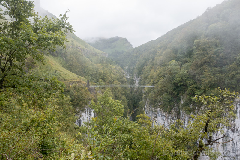 Pasarela Holzarte Vista Frontal Niebla
