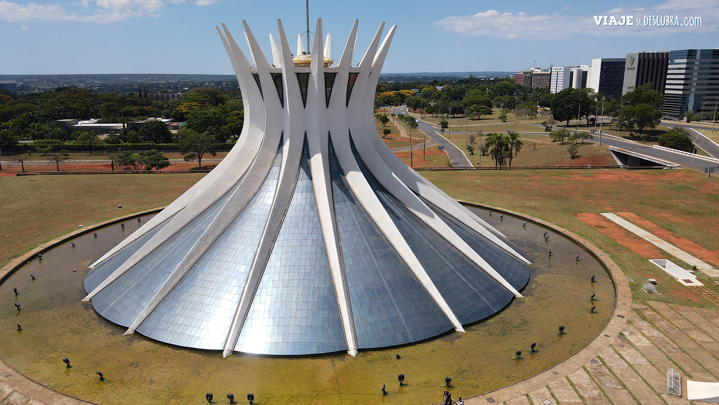 Catedral Metropolitana Brasilia, Nossa Senhora Aparecida
