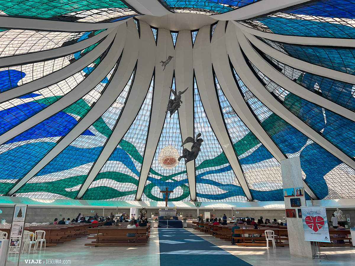Catedral Metropolitana Brasilia por dentro
