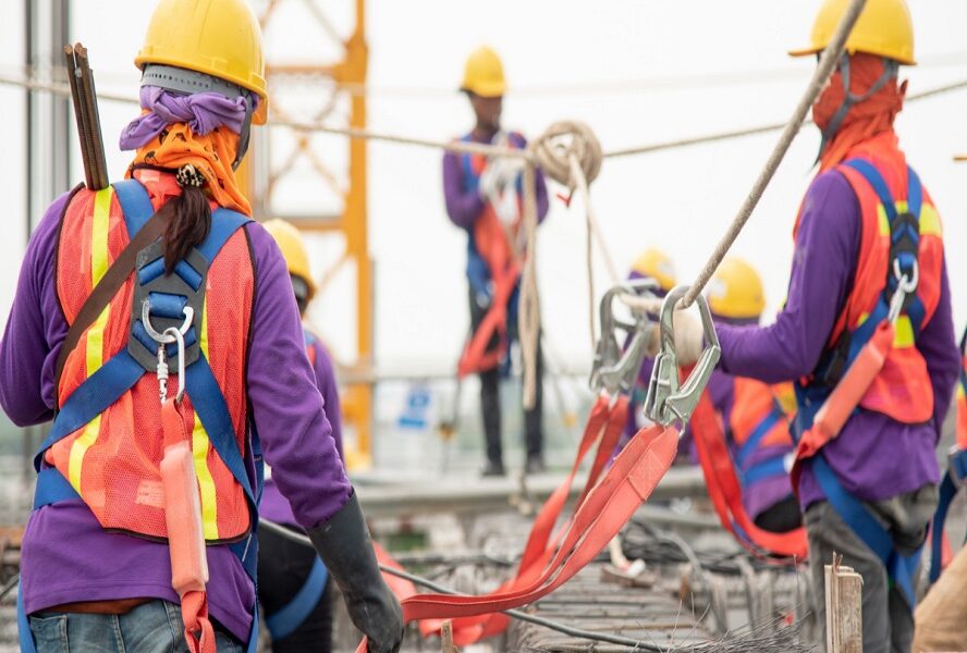 PILPERCA - Seguridad, la prioridad en toda obra de construcción - FOTO