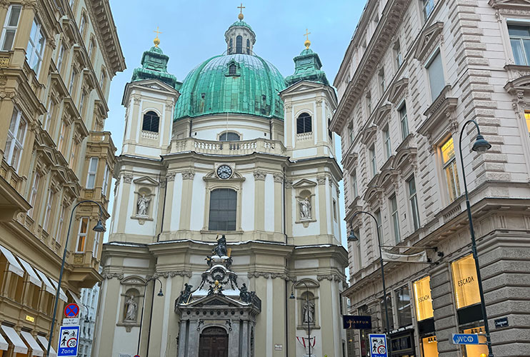 Iglesia San Pedro que visitar en viena