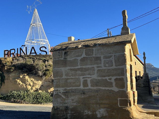 Humilladero y crucero de Briñas (La Sonsierra, Rioja Alta)