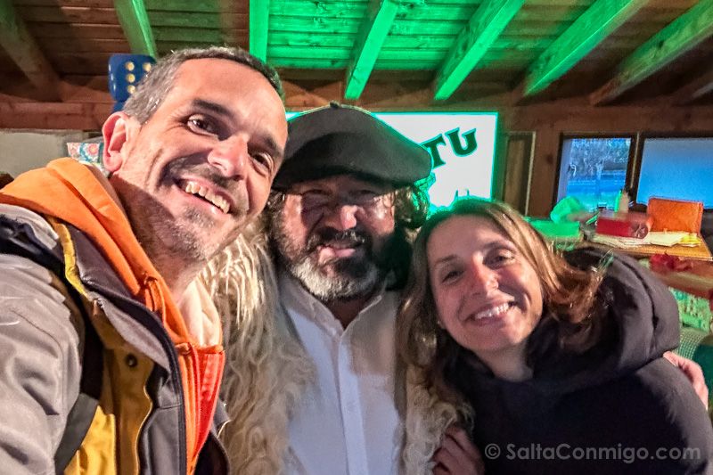 Landetxo Goikoa Bizkaia  Vizcaya Olentzero Selfie