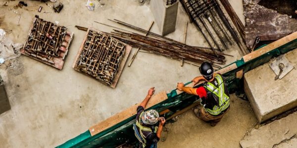 Armando Iachini - Prevención de riesgos en las obras de construcción; Beneficios económicos y sociales - FOTO