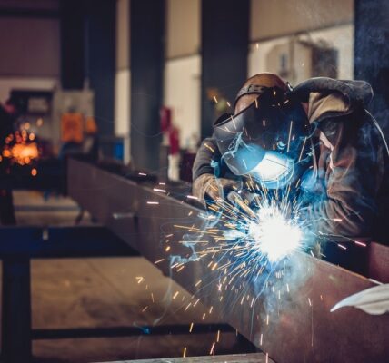 Juan Carlos Caiazza Grandolio - ¡Entérate! El ABC de la Industria Metalmecánica; Qué es; Cuál es su importancia - FOTO