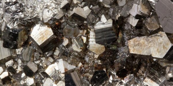 Treseus - Mineral de hierro; Qué es y cuáles son sus usos - FOTO