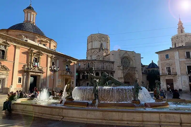 Plaza de la Virgen Valencia