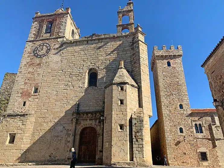 Casa de las cigüeñas caceres