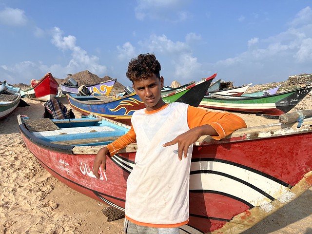 Joven pescador en Irsal (Socotra)