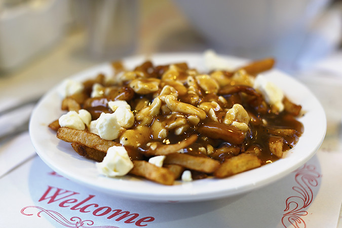 Poivree a l'ancienne poutine
