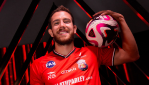 Sebastian Cano Caporales: El Caracas FC no se queda sin defensas Francisco La Mantia 300x172 - Sebastian Cano Caporales: El Caracas FC no se queda sin defensas