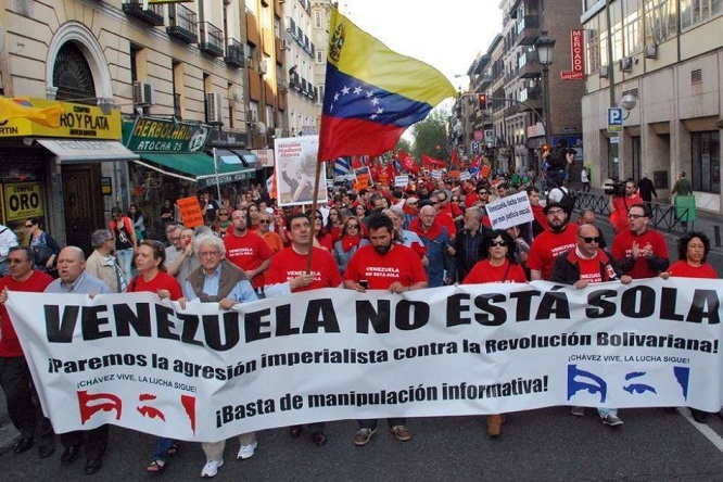 En Madrid repudian condecoración a María Corina Machado - FOTO