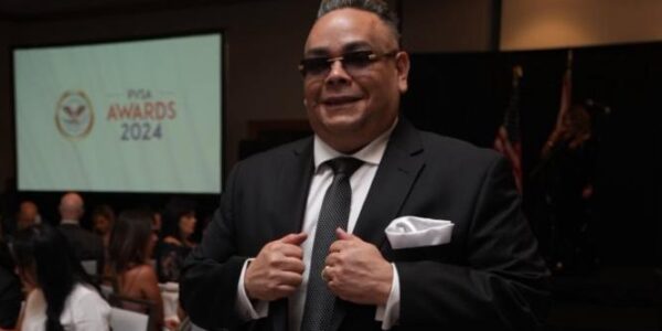 Luis Bautista Garrido Palacios galardonado en Miami con el PVSA Awards 2024 - FOTO