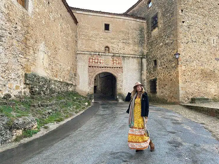 Puerta de la villa