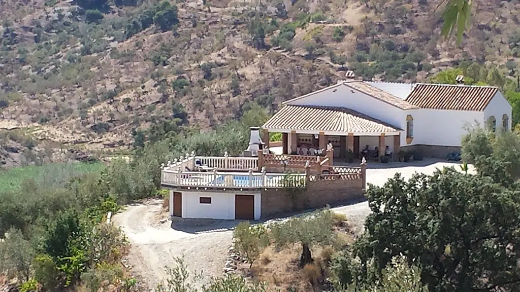 La Escuela del Río en Riogordo (Málaga).