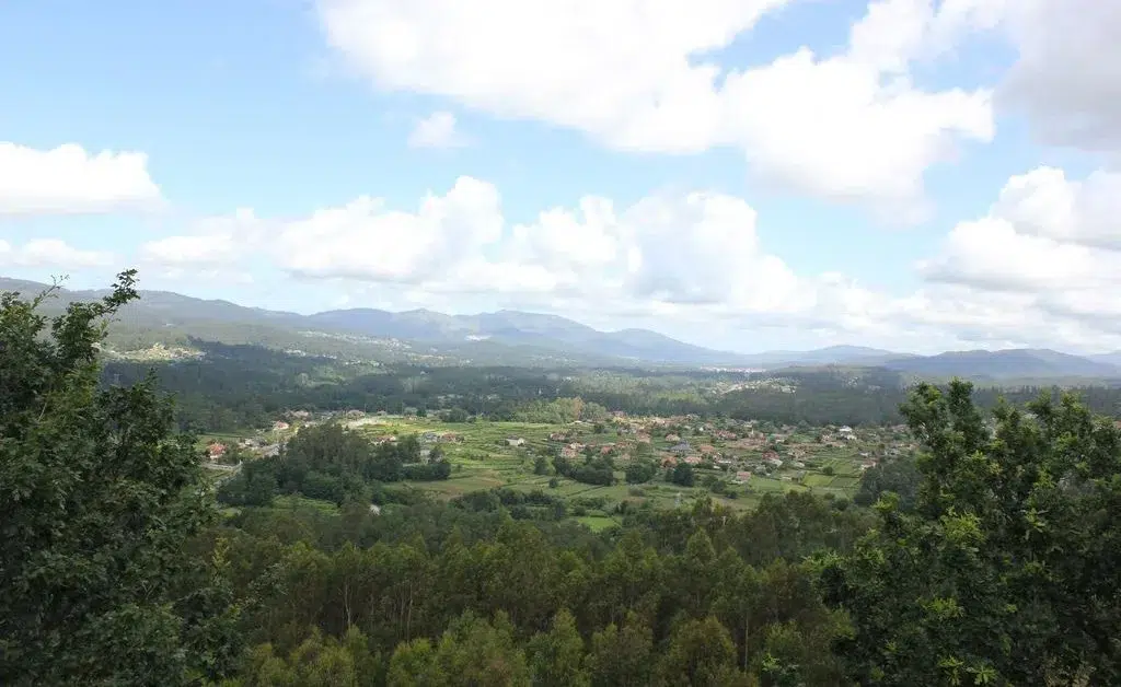 Vistas desde lo alto del monte Castelo, en Salvaterra de Miño (Pontevedra).