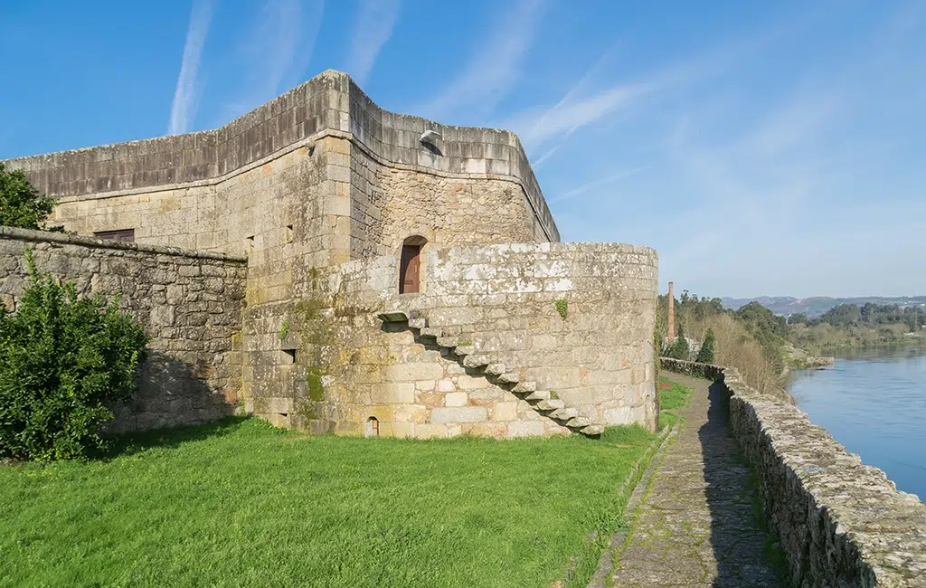 El castillo de Salvaterra o de Doña Urraca, en Salvaterra de Miño (Pontevedra).