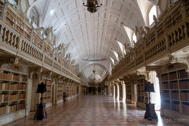 Palacio de Mafra Lisboa Portugal Biblioteca