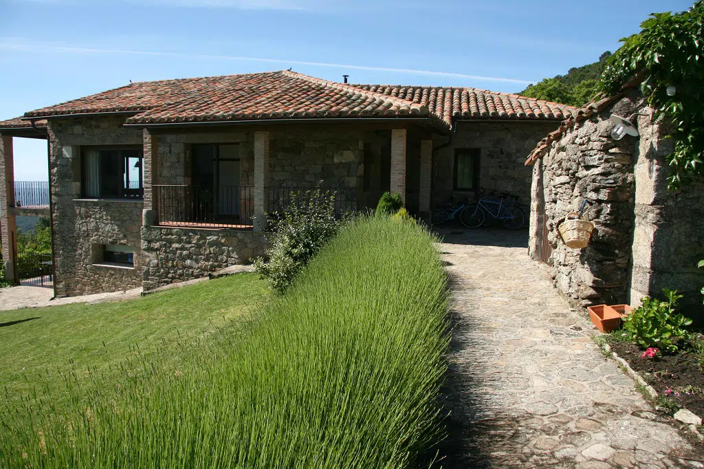 Casas rurales para ver la floración: La Hacienda de Gredos