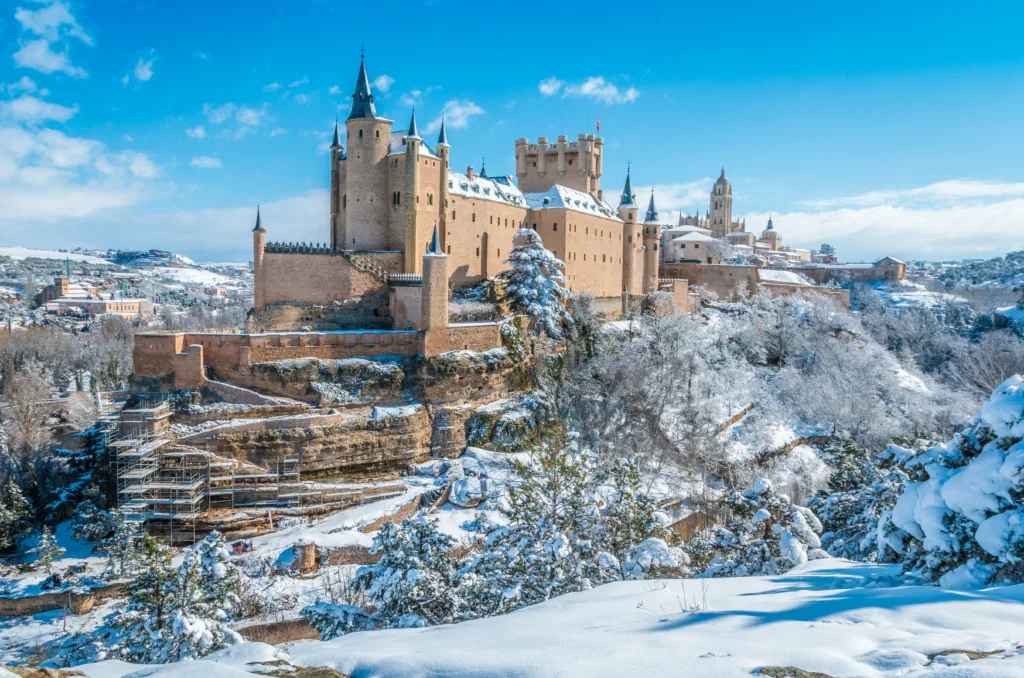 Alcázar de Segovia en invierno