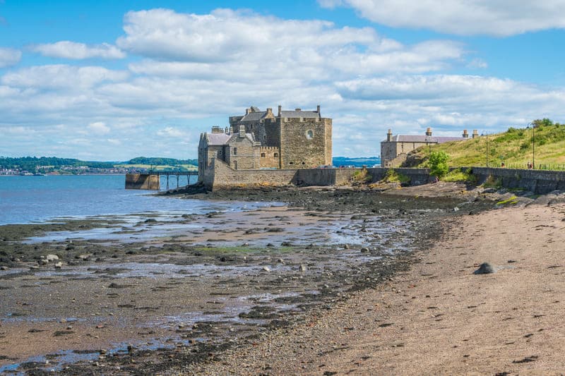 Castillo de Blackness que visitar en Escocia