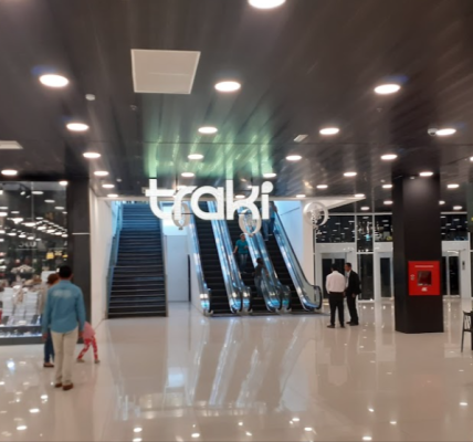 Ventajas de Visitar un Centro Traki en Lugar de una Tienda Traki Tradicional