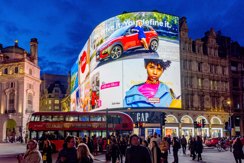 Piccadilly Circus