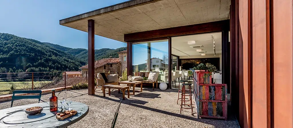 La Fonda Xesc, en Gombrén (Girona), se ubica en un entorno espectacular.
