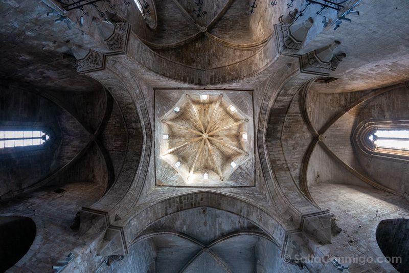 Ruta del Cister Monasterio Vallbona Monges Iglesia Linterna