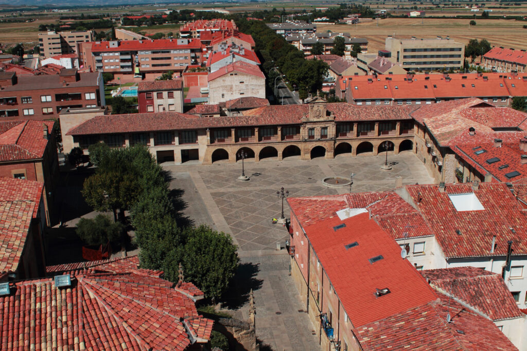 Vista de Santo Domingo de la Calzada. Por josemi