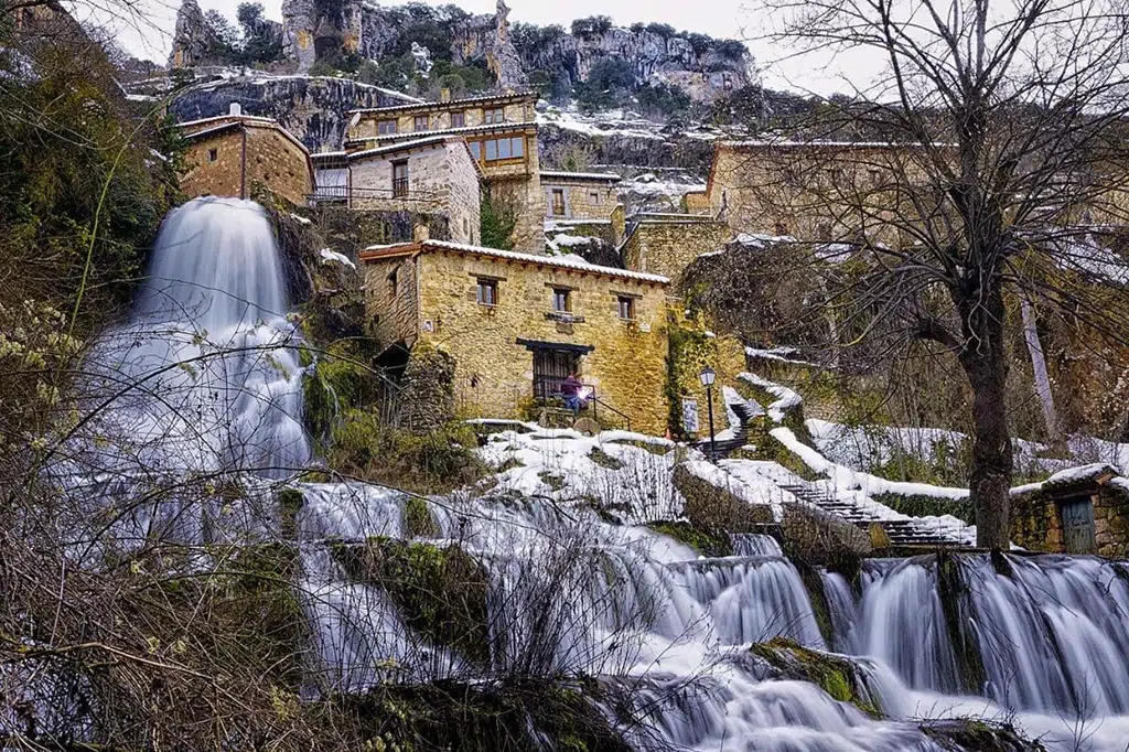 Casa rural El molino de la cascada, en Orbaneja del Castillo (Burgos)