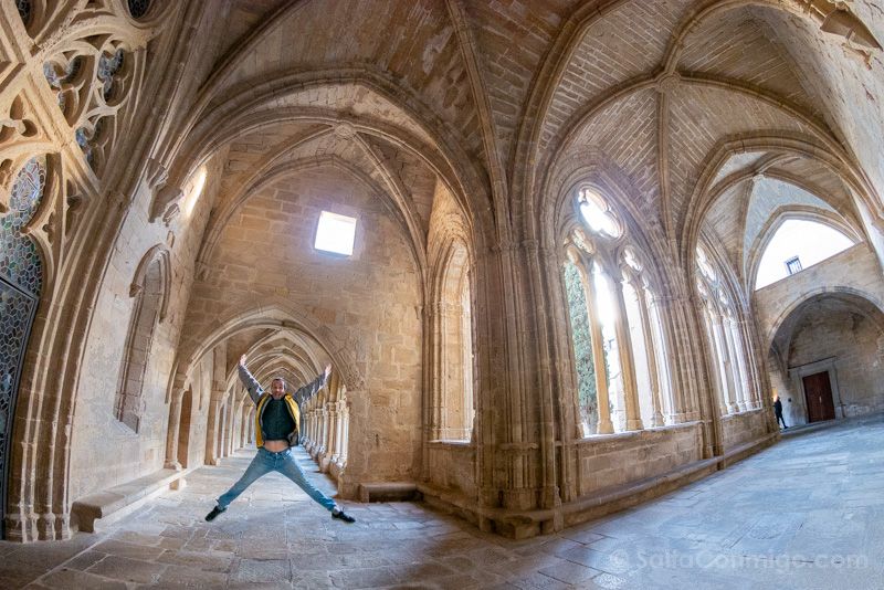 Grand Tour Cataluna Vallbona de les Monges Salto