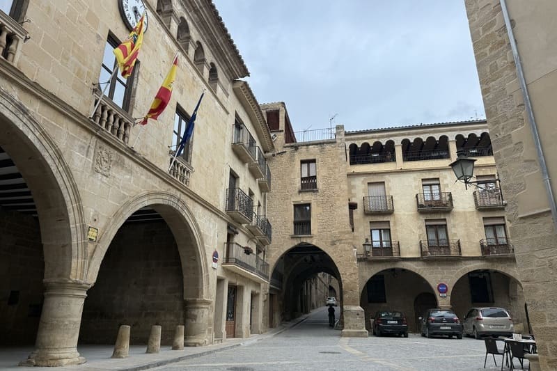 plaza españa que hacer en calaceite