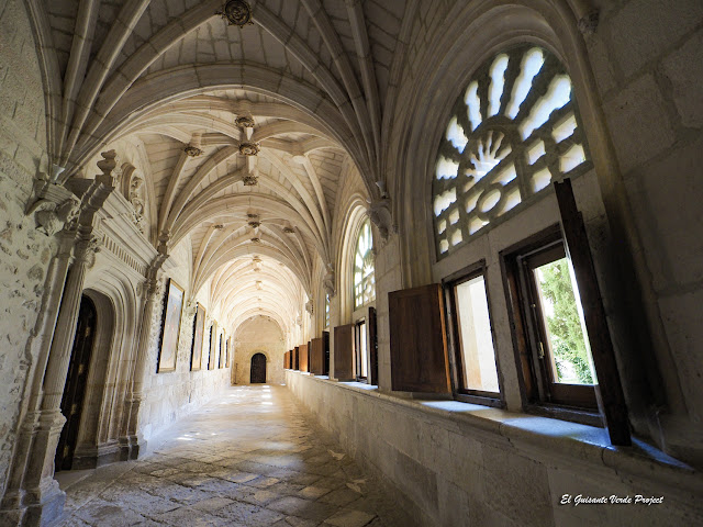 Monasterio de la Vid, claustro, por El Guisante Verde Project