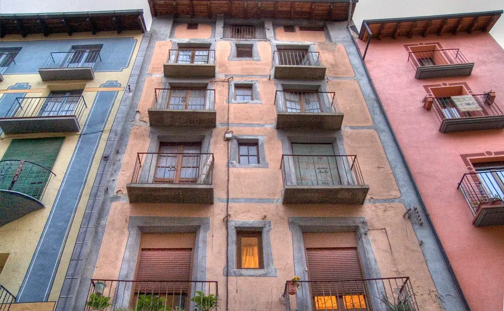 Casas tradicionales en La Seu d'Urgell. Por Jorge Alves