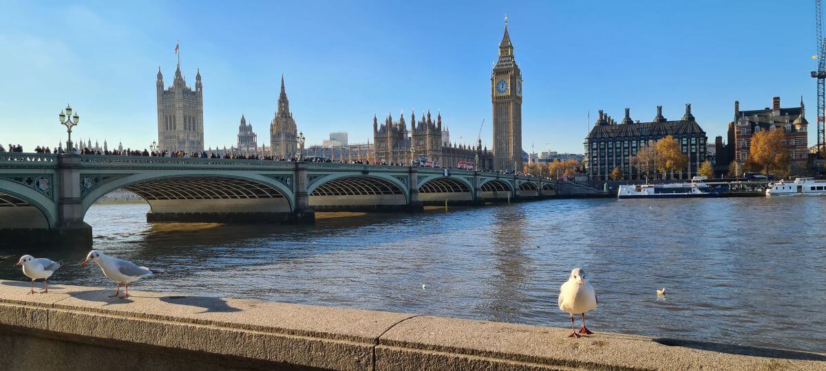 El Tamesis junto al Big Ben y las Houses of Parliament
