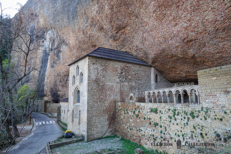 monasterio san juan peña que hacer en el pirineo aragones