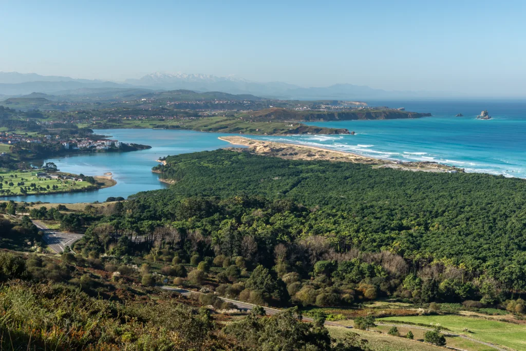 Vistas desde el monte la Picota en Cantabria. Por Noradoa.