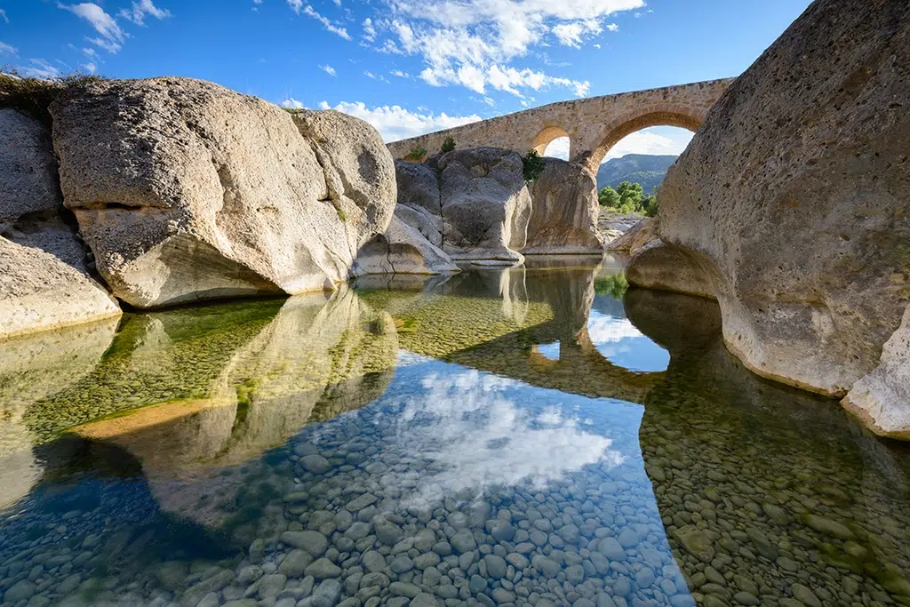 Puente de Cananillas y pozas de Aguaviva, en Teruel.