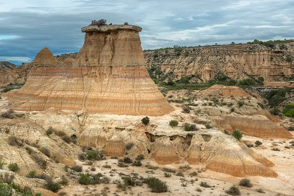 El tozal Solitario, en Jubierre (Los Monegros, Aragón).