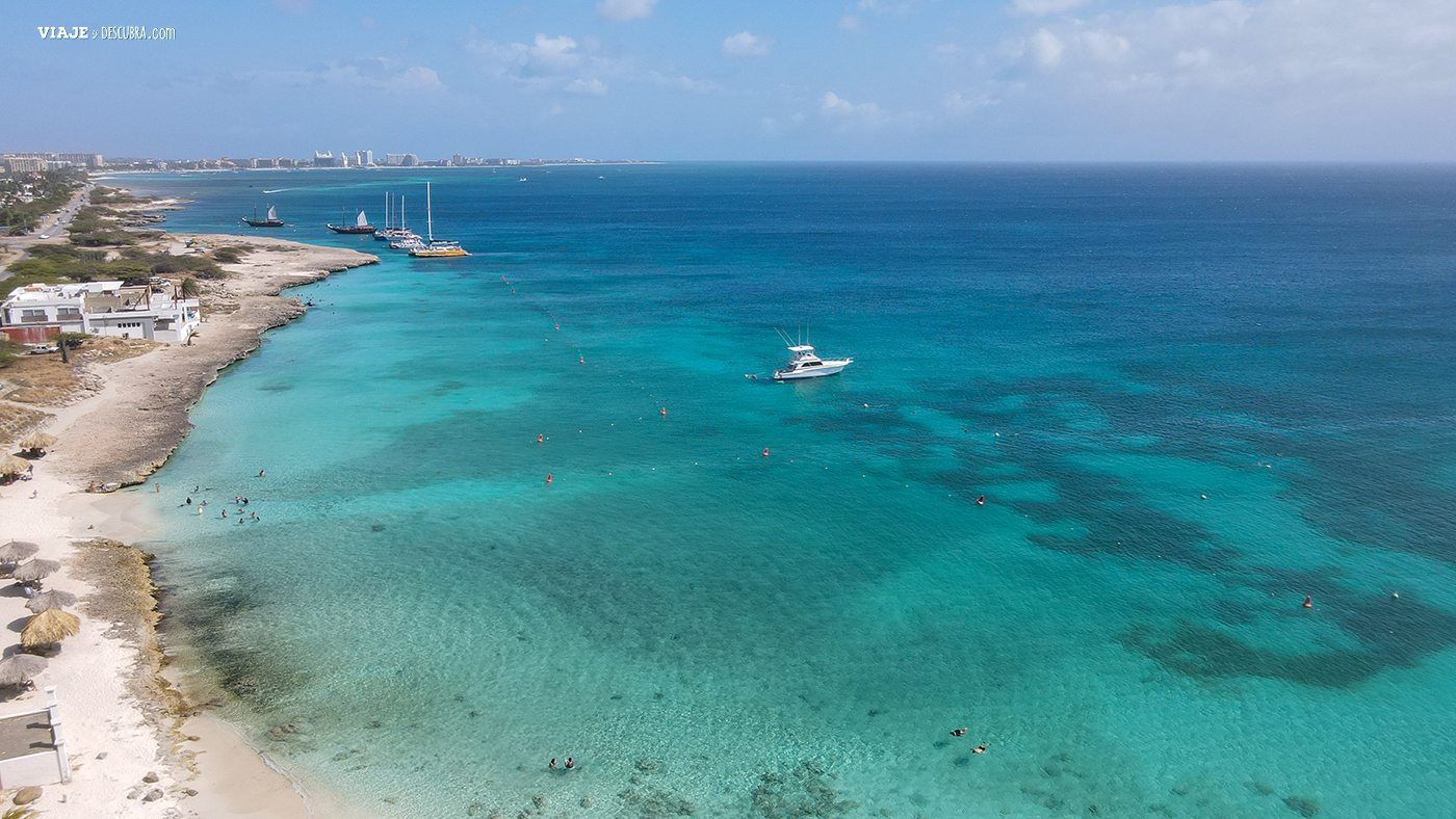 que playas visitar en Aruba, boca catalina, tres trapi