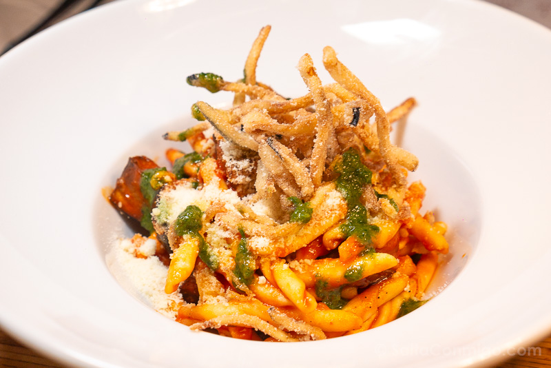 Platos Tipicos de Sicilia Pasta Norma Piazza Scamacca