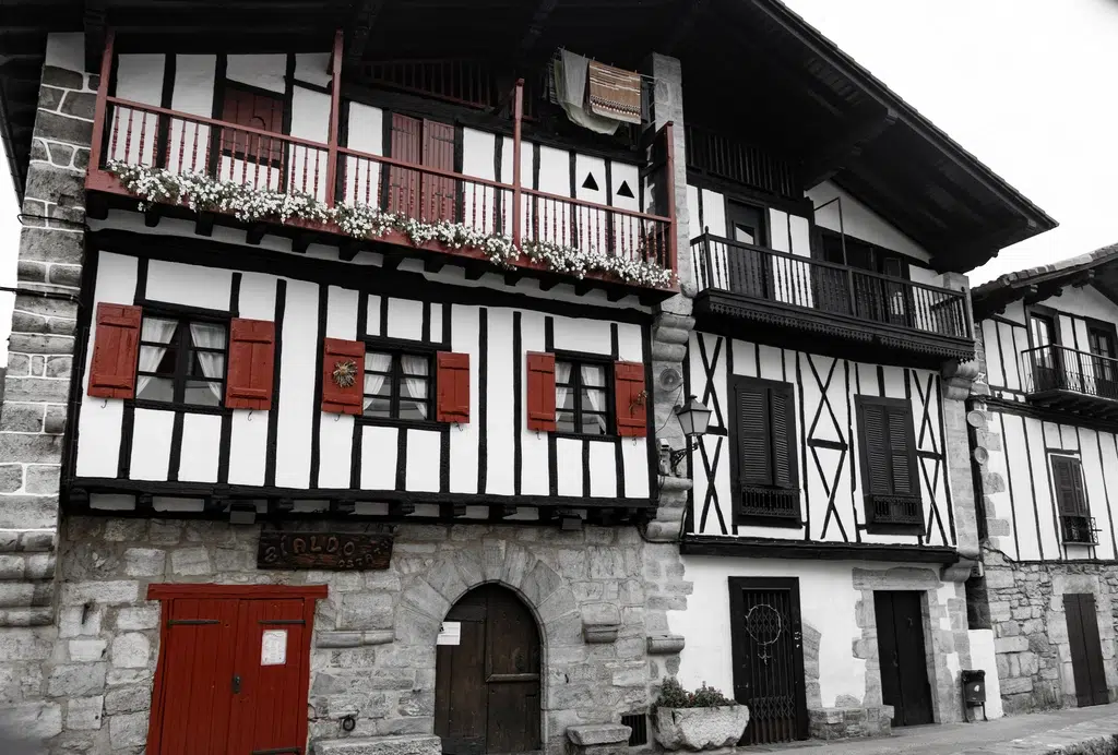 Caserío tradicional en Lesaka. Por Raul