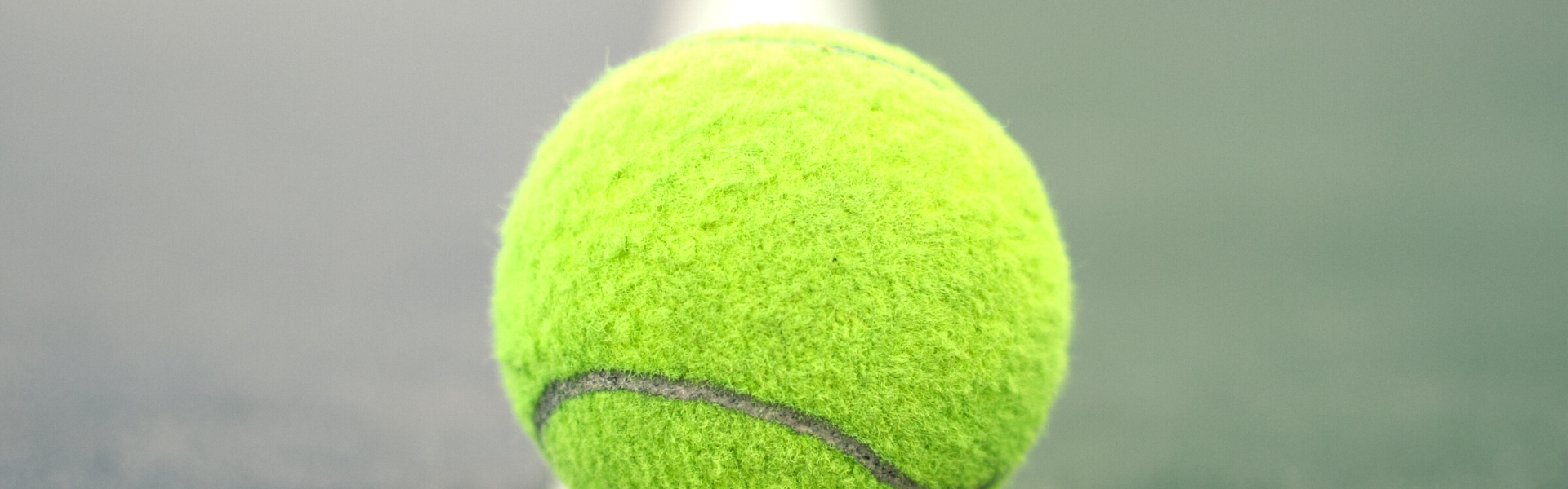 Alfredo Román Parra Yarza [Tenis - La Sinfonía de la Estrategia y la Destreza]