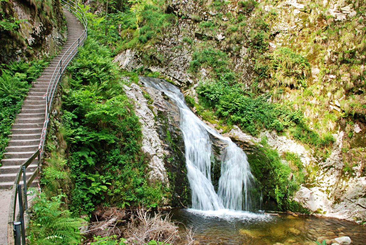 Las bonitas cascadas de Allerheiligen Las bonitas cascadas de Allerheiligen