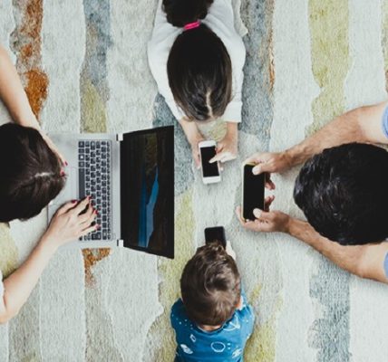Luis Alberto Pérez González - Economía digital ¡Cómo pequeñas familias pueden potenciar sus finanzas! - FOTO